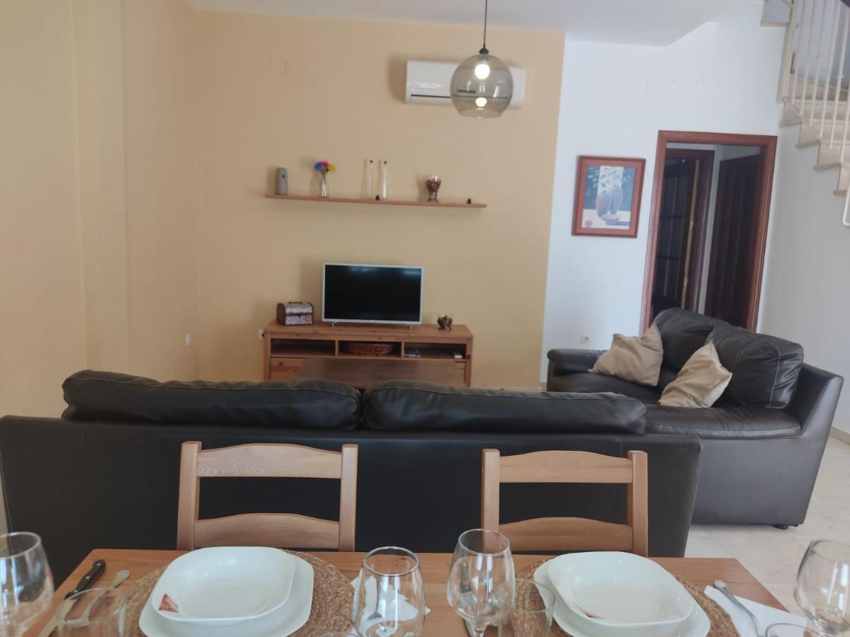 Casa Almazara Con Aparcamiento Holiday home *